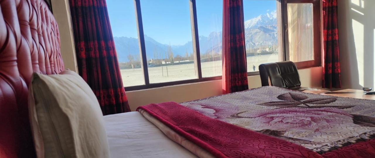 Green Orchard Skardu Ngoại thất bức ảnh